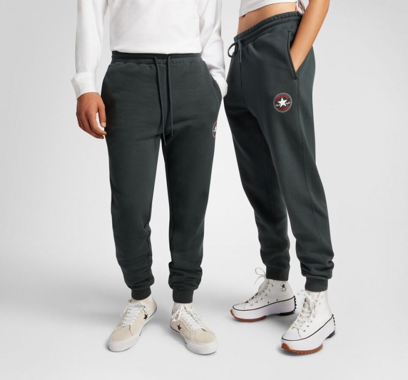 Converse Converse Go-To All Star Patch Standard-Fit Fleece Sweatpants Vert  | FCK-3207735